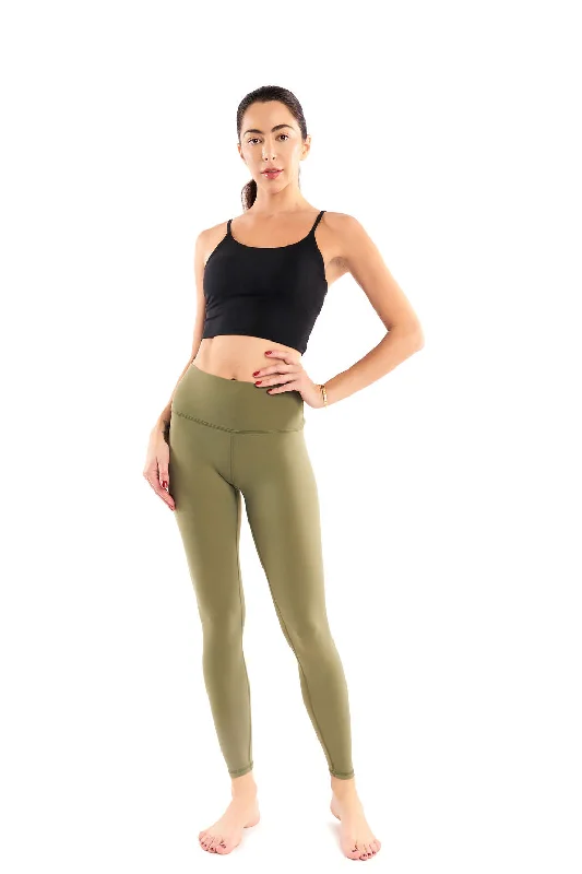 Cora Ankle-Length Legging