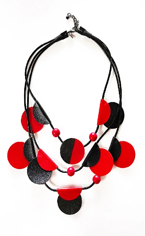 Verona Leather Necklace, Red